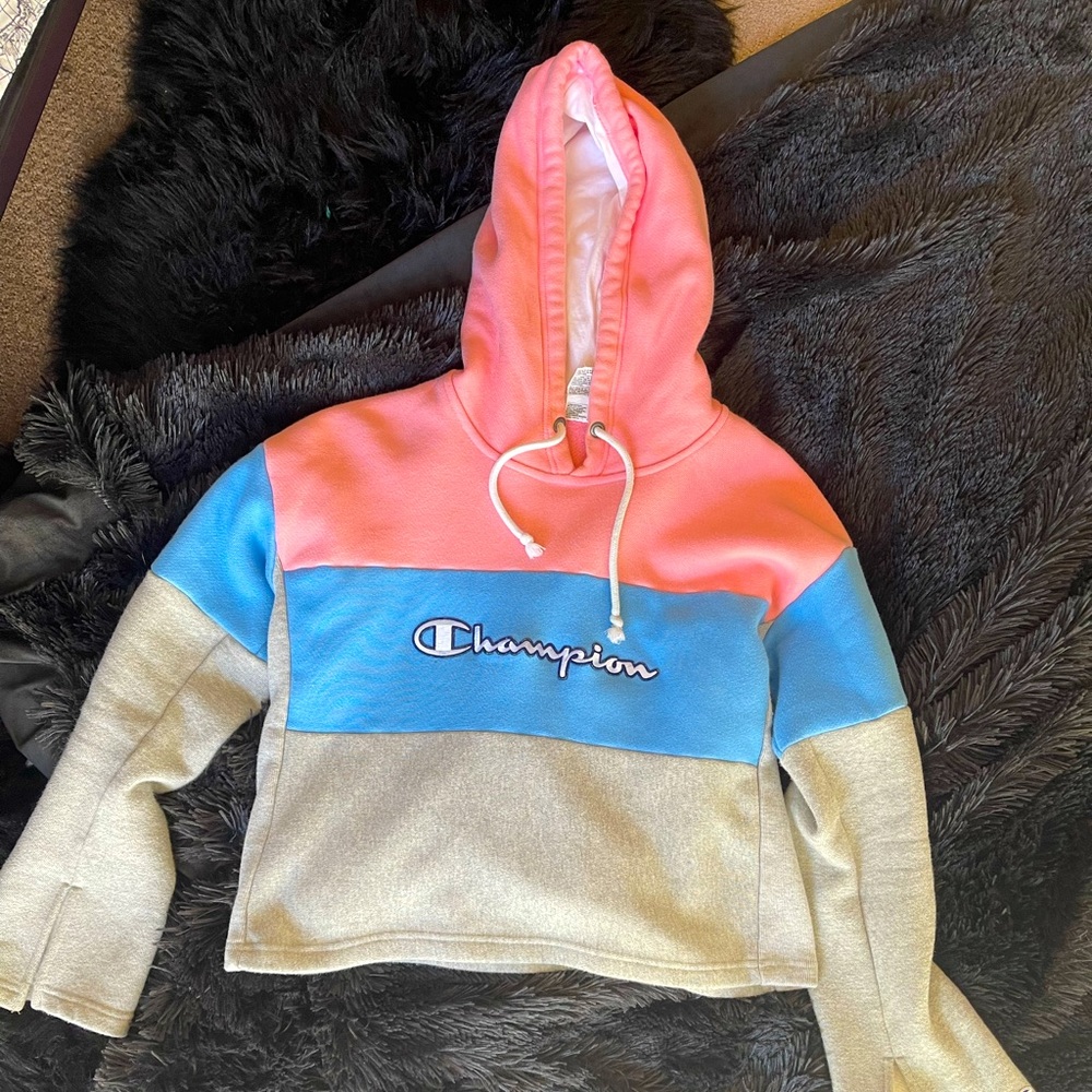Set of 2 Champion sweatshirts